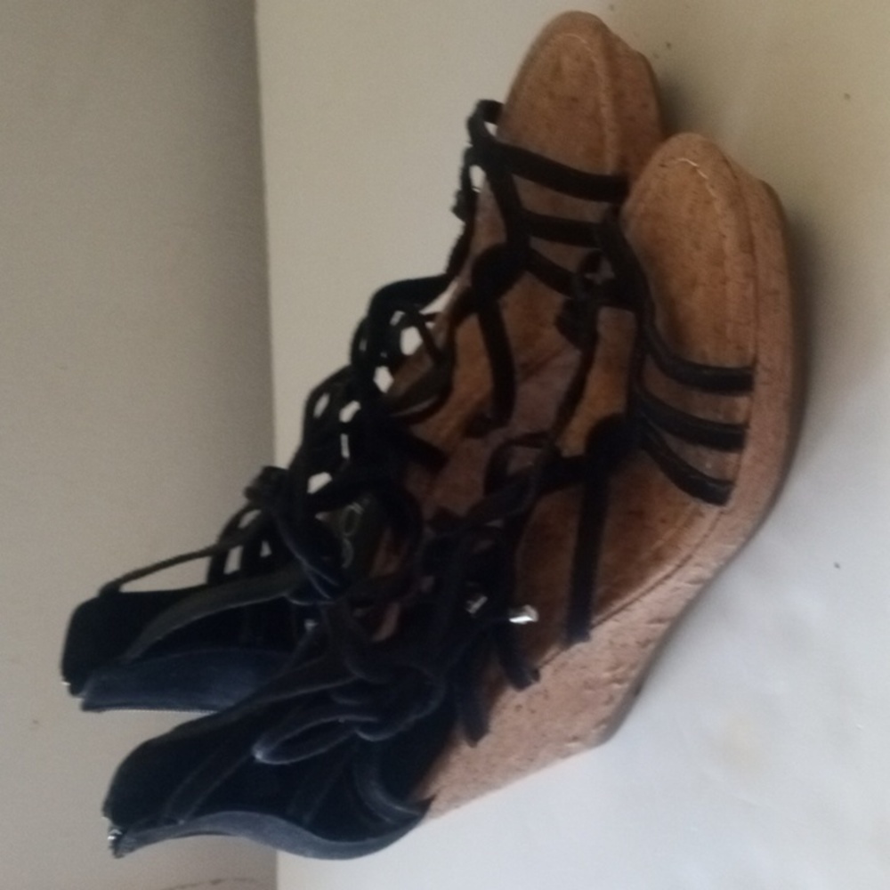 Women's Sugar Black Strappy Wedge Sandals Size 8